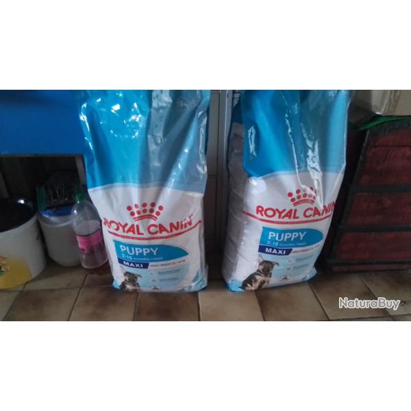 2 sac royal canin puppy 15kg  neuf