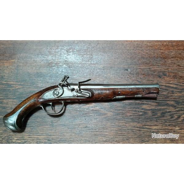 Pistolet d'ar�on � silex - �poque Louis XV - vers 1770 - TBE