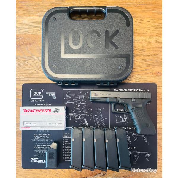 GLOCK 17 GEN4 + 5 chargeurs + 12 boites de 50 cartouches+boite+tapis