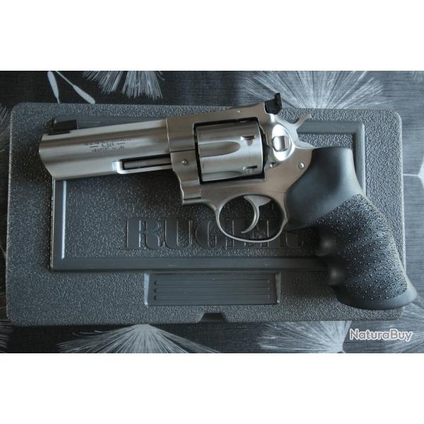 R�volver Ruger GP 100 inox 357 magnum canon 4''.
