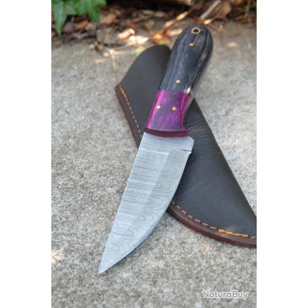 Skinner Couteau Damas Lame 256 Couches Lame Trailing Point Manche Smoke F Artisanale Etui Cuir