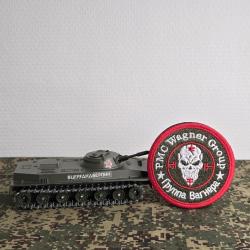 Patch brod&eacute;s style pmc Wagner russe tactical crane airsoft (rouge et vert)