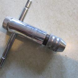 porte outils Wurth &agrave; cliquet