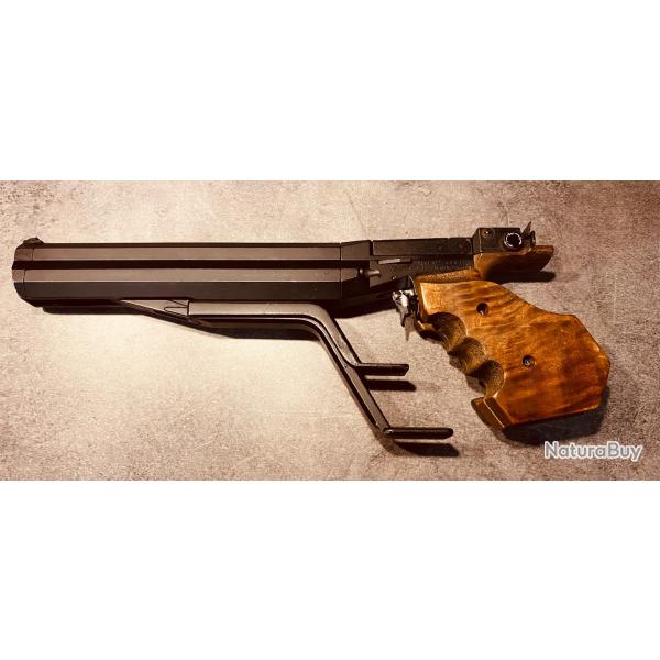 pistolet feinwerkbau mod�le 102 calibre 4,5 Droitier