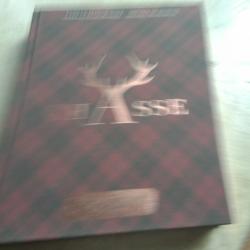 chasse le grand livre hachette