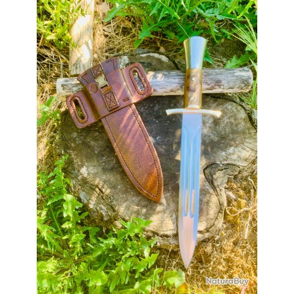 dague de chasse d'artisan / loupe de marronnier jaune / lame inox � 4 gorges
