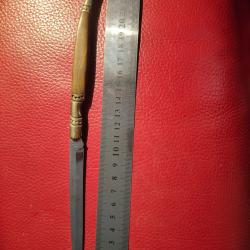 Couteau stylet corse