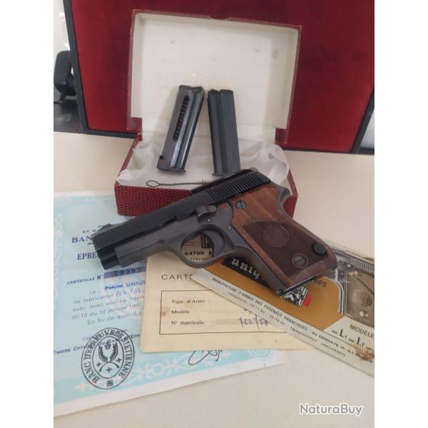Pistolet Unique Model LD Cal22lr