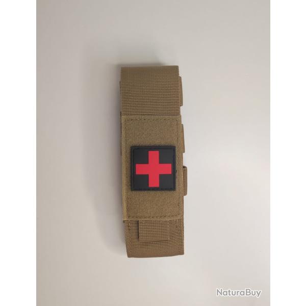 Pochette tactique MOLLE compacte Support tourniquet + Patch PVC ( Coyote )