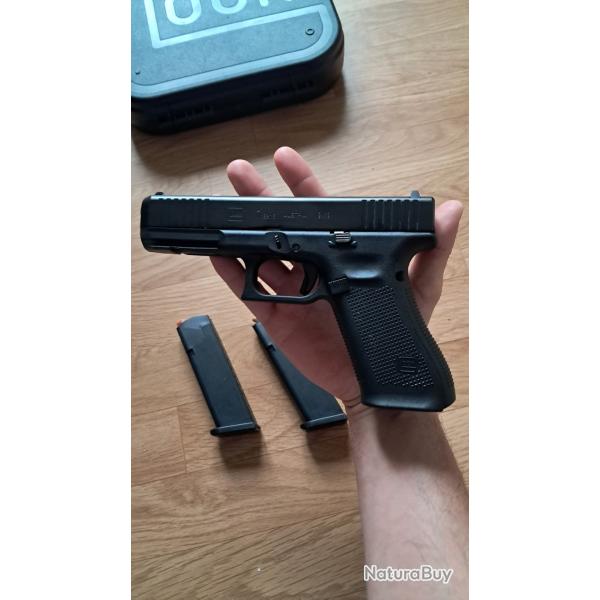 GLOCK 17 GEN 5 FS + 2 chargeurs + malette + chargette