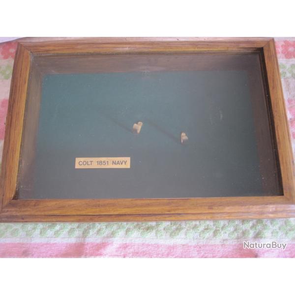 COFFRET ARTISANAL DE PRESENTATION POUR COLT 1851