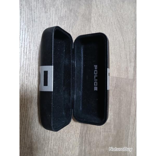 bo�te � lunettes police