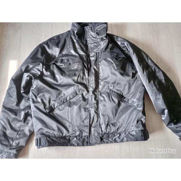 Blouson s�curit� ou style motard