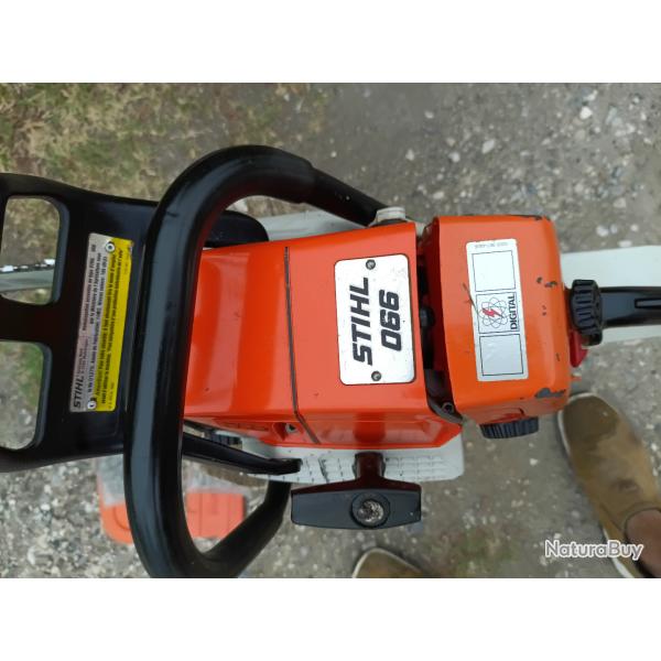 Tron�onneuse stihl 066