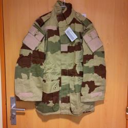 Veste de treillis f&eacute;lin T4 de l'arm&eacute;e fran&ccedil;aise