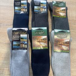 magnifique lot de paires de chaussettes a vendre aux ench&egrave;res 43/46 100