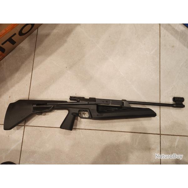 Carabine a air comprim� baikal 4,5mm IZH MP-61