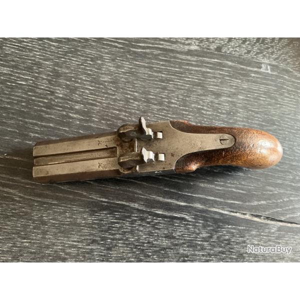 Pistolet de coffre