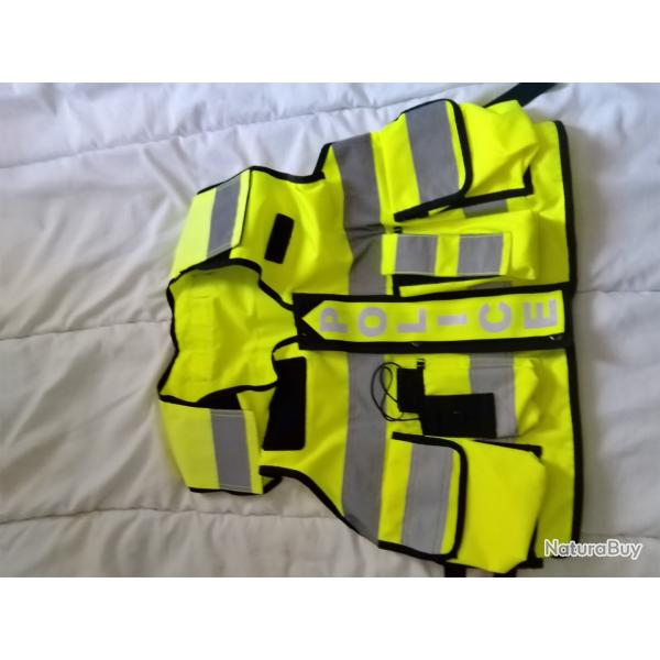 Gilet haute visibilit� police