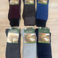 magnifique lot de paires de chaussettes a vendre aux ench&egrave;res 43/46 200
