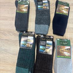 magnifique lot de paires de chaussettes a vendre aux ench&egrave;res 43/46 4000
