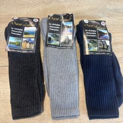 magnifique lot de paires de chaussettes a vendre aux ench&egrave;res 43/46 500