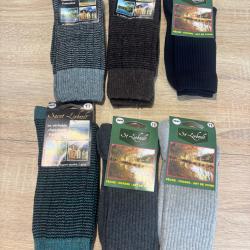 magnifique lot de paires de chaussettes a vendre aux ench&egrave;res 39/42 800