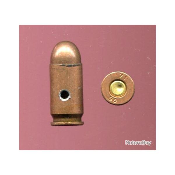 9 x 18 Makarov - Chine Populaire  - marquage : 71 86 - �tui et balle acier cuivr�