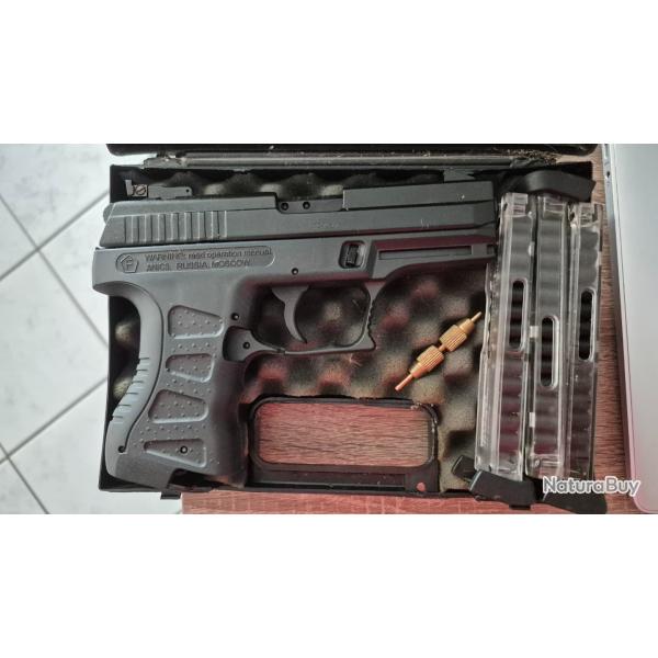 Anics Skif A-3000, un pistolet  CO� � plomb 4.5mm russe