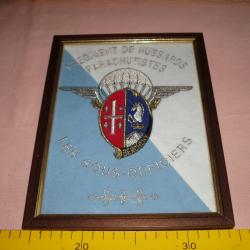 UN CADRE " 1erREGIMENT DE HUSSARDS PARACHUTISTES "
