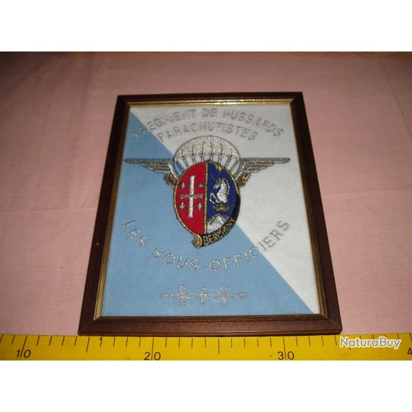 UN CADRE " 1erREGIMENT DE HUSSARDS PARACHUTISTES "