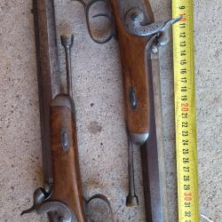 Belle paire de pistolets d'officier &agrave; piston
