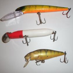 Lot de 8 leurres ( streamer, swimbait, jerkbait )  pour la p&ecirc;che de gros carnassiers ( brochet ... )