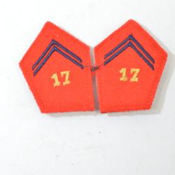 Paire insignes de col 15 R&eacute;giment d'Artillerie Arm&eacute;e Fran&ccedil;aise 17e RA