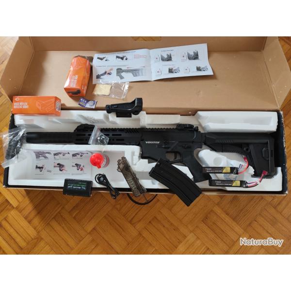 Venator MK2 AR 15 pr�te � l'emploi Krown Land 2 red dot 2 batteries Lipo neuves avec chargeur USB