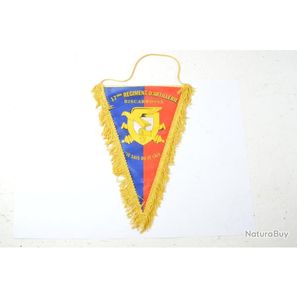 Fanion 17 R�giment d'Artillerie 17e RA Biscarrosse - Je sais o� je vais. 17cm x 27cm