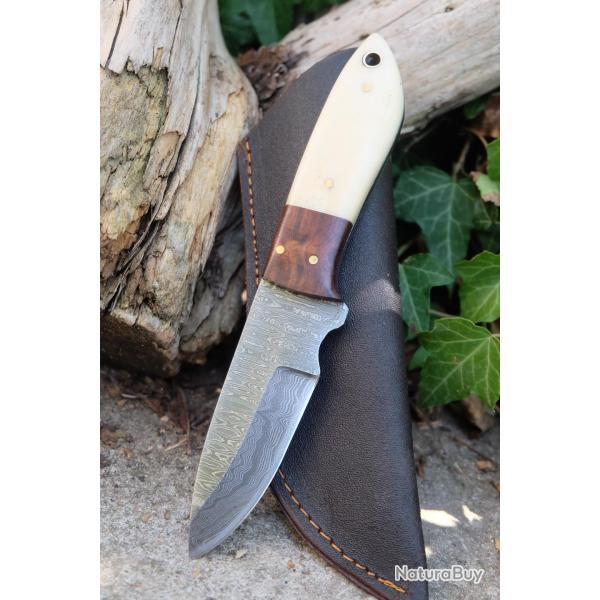 Skinner Couteau Damas Lame 256 Couches Lame Drop Point Manche Os/Bois Fabr Artisan Etui Simili CuirA