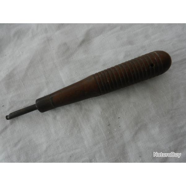 ancien outil non identifier.