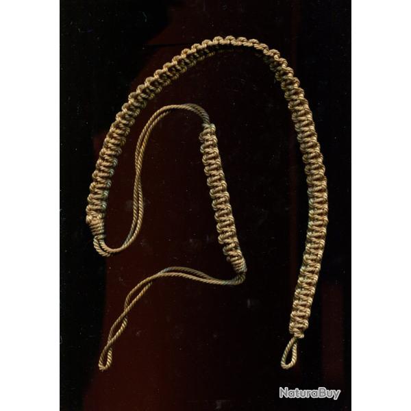 Fourrag�re tess�e couleur marron - � identifier