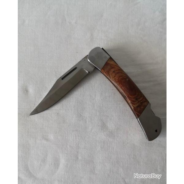 Beau couteau pliant