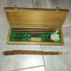 Tr&egrave;s beau Coffret nettoyage calibre 12