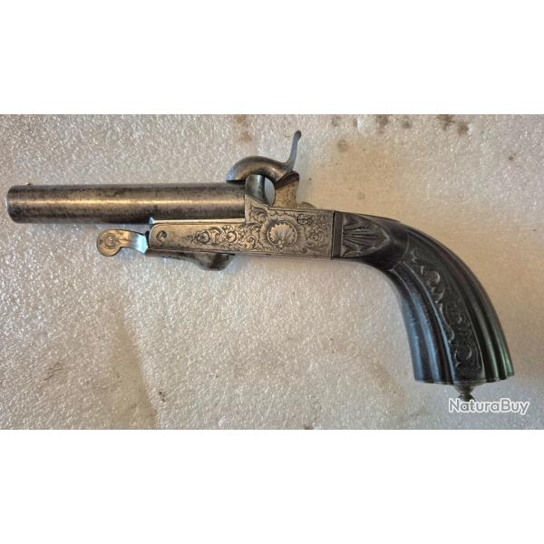 Pistolet de venerie 1 coup12 mm a broche .superbe etat avec de magnifiques gravures Apte aux tir