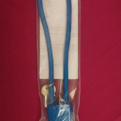 Cadenas de s&ucirc;ret&eacute; a c&acirc;ble CL 551 "S" pour armes automatiques.Marque DAC.