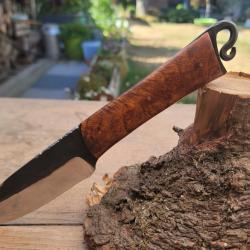 Couteau de camps artisanal forg&eacute;
