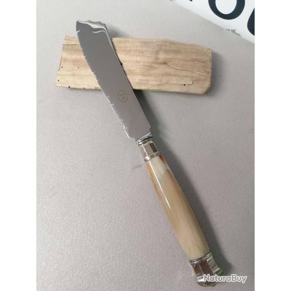 Gros couteau bushcraft corne