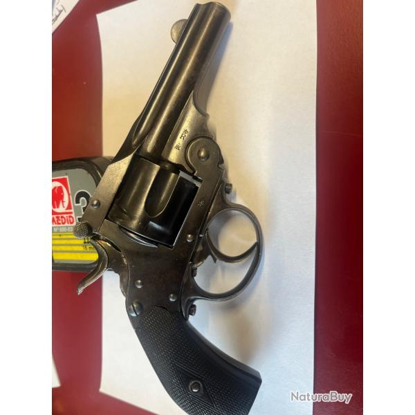 Revolver � brisure type Wesley et Scott ou Smith et Wesson , banc d'�preuve belge avec couronne ,