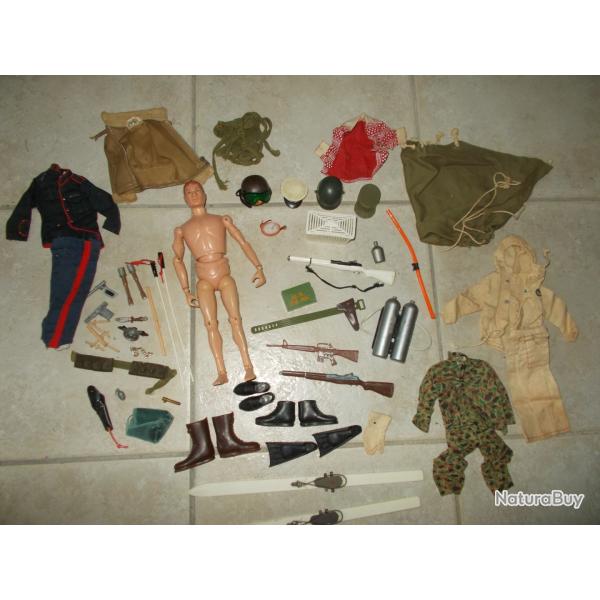 ancien soldat articul� rivets action man GI JOE 1964 hasbro canada USA k�pi casque fusils skis tente