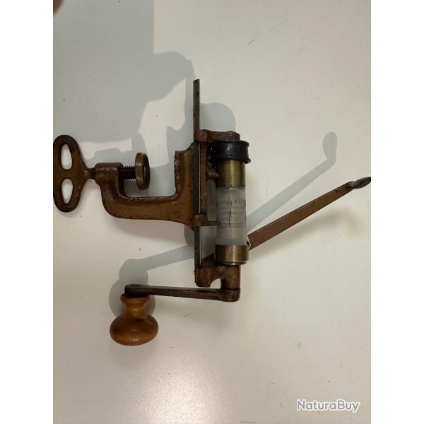 Sertisseur manufactur� st �tienne en 12