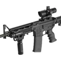 Leapers UTG - Garde-main UTG PRO AR15 Carbine-length Drop-in Quad Rail Handguard, Extended Top Rail