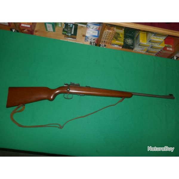 Carabine MAS 45 en 22 LR en bel �tat avec sa bretelle et 2 chargeurs